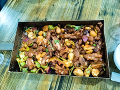 烤排骨-老三李村河底戳子肉(总店)