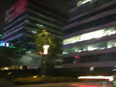 -静安大融城·停车场