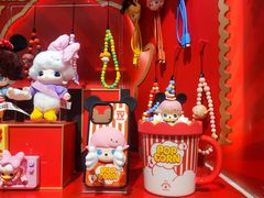 -泡泡玛特POPMART(上海环球港店)
