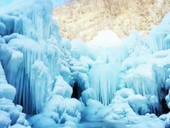 -大平台龙居瀑布旅游区