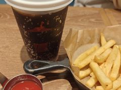 -必胜客(巴沟店)