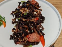 -连鹭海鲜·海肠捞饭·海胆饭(星海店)