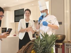 -盛宴标帜西餐厅龙虾.鲍鱼•牛排(重庆喜来登大酒店)