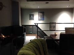 -Whisper Bar 