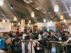 大堂-肖肖酸萝卜鱼火锅(总店)