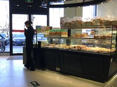 面包甜点陈列柜-好利来(马家堡店)
