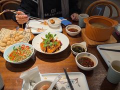 -乔街深夜食堂·小龙虾·高压锅生蚝(杭州总店)