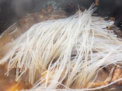 -锅老头海鲜铁锅炖