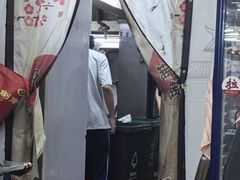 -广味炭炉鸡煲(宝业路分店)