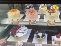 -花花卷卷·鲜食蛋糕(静安久光百货店)