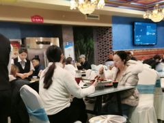 -乡村馕坑肉·烧烤·新疆菜·本地人更爱吃(阿勒泰首店)