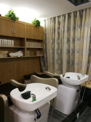 -丝域养发馆