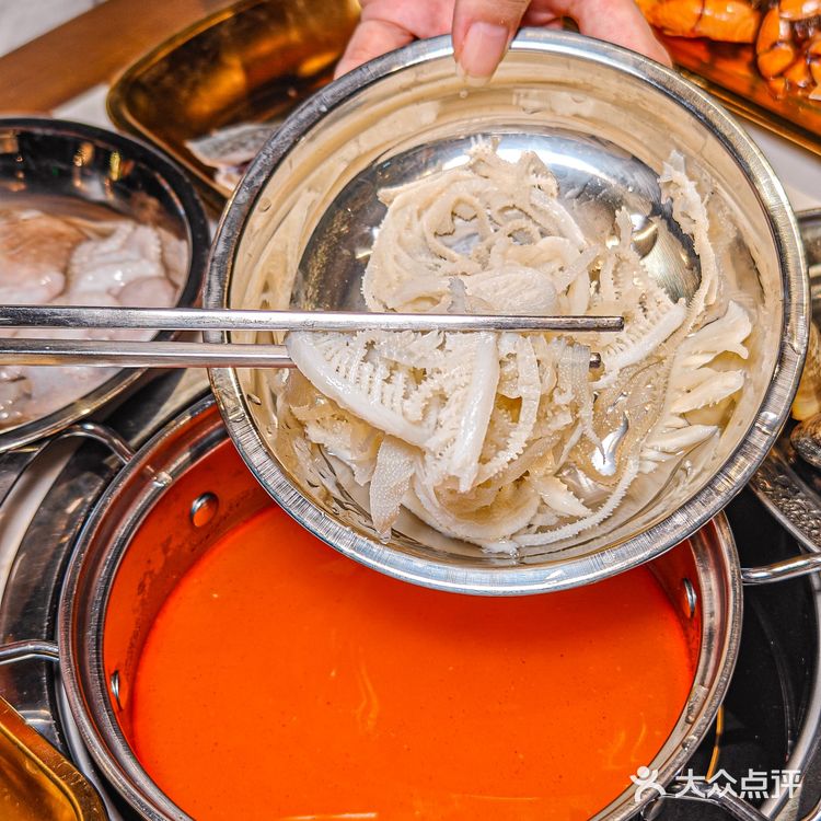 惊呆了❗这家海鲜火锅真比菜市场还划算～