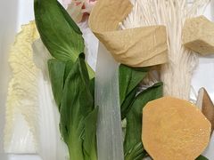 娃娃菜-阿上阿上麻辣香锅&麻辣烫(朝阳蓝色港湾店)