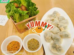 荠菜虾仁水饺-船歌·鱼水饺青岛菜(国贸商城店)