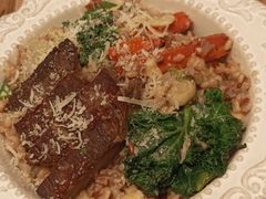 -玛格萝妮比萨屋(四平店)