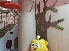 -小门牙好性格托育(北外滩中心)