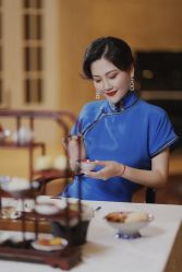 -藤薰定制中式嫁衣礼服旗袍店