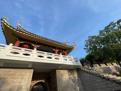 -东山风动石景区