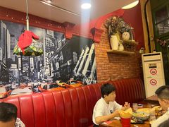 -玛格萝妮比萨屋(陆家浜路店)