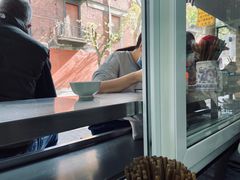靠窗位-大时代美食面馆