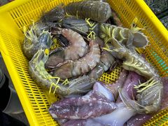 -拉威海鲜市场