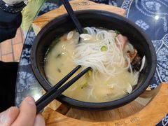 -桥香园过桥米线(国贸店)