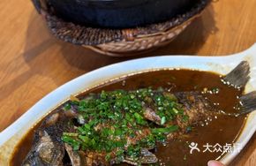 Braised Qiantang Large Crucian Carp