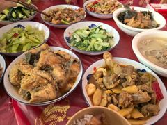 -唐师傅湘西名菜馆(武陵路店)