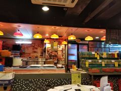 门面-鲜入围煮花胶鸡海鲜火锅