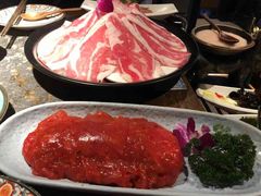-老牌坊云南鱼豆花火锅(哈西万达店)