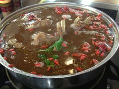 超级少！京城一锅，里仁路这里！-城一锅涮烤羊蝎子·烤串