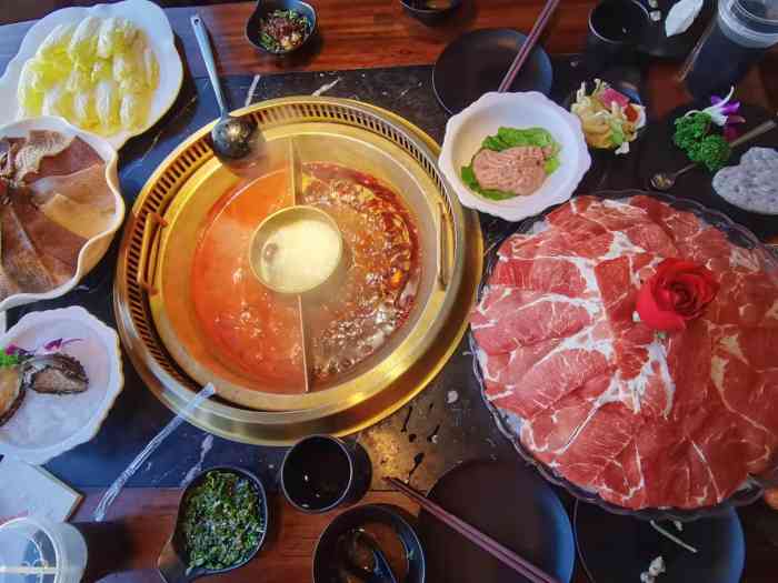 要德火锅(观前街店)-"在观前街碧凤坊71号3楼,就在亚马逊自助.