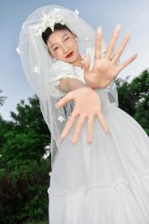 -喜爱高定婚纱摄影