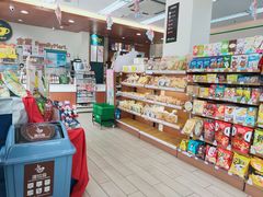 -全家便利店(崂山路四店)