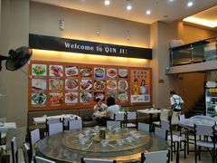 -覃记海鲜美食餐厅