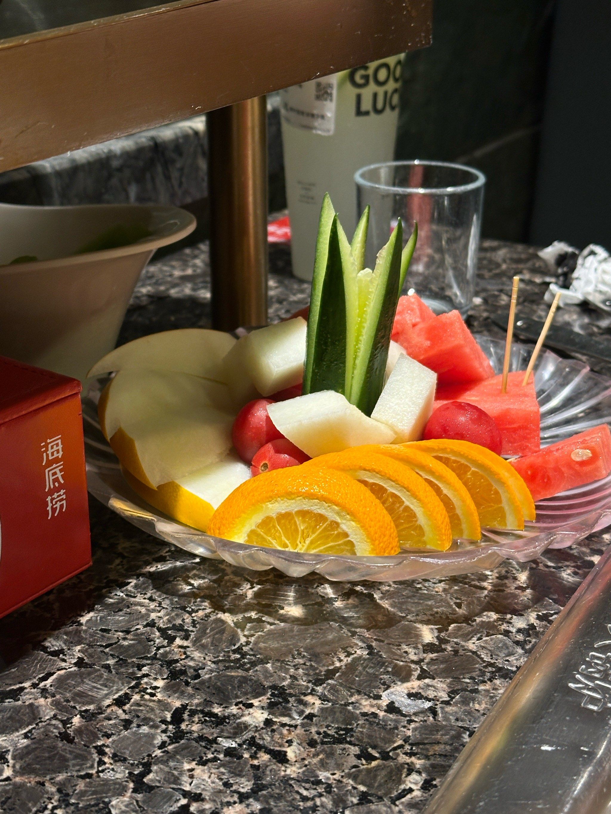 海底捞果盘现在这么随意了?