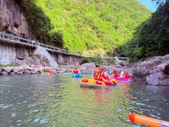 -安吉龙王山峡谷漂流