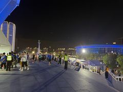 -上海体育场