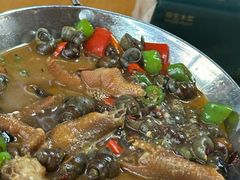 -芦茨金富饭庄·25年老字号·专做稻草鸡