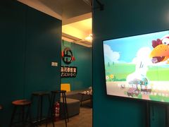 -荒岛实景沉浸密室(江汉路1店)