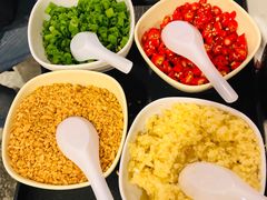 -鲜入围煮花胶鸡海鲜火锅