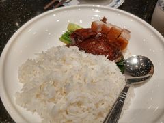 烧鹅拼烧腩肉饭-正斗·港式粤菜(SKLP店)