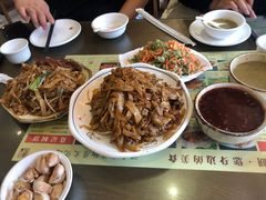 坛子肉焖面-葛记焖饼(伏牛路店)