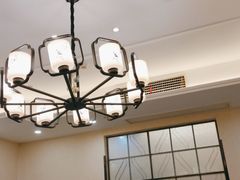 -香山湖家家宴(中山陵店)