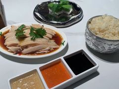 -芽笼芽笼新加坡餐厅(环球港店)