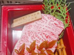 -山川小町·极番烧肉(新地假日广场店)