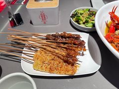 -龙巢盱眙龙虾·牛蛙·烧烤宵夜(八卦岭店)