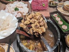 -蘑界·野生菌火锅(深业上城店)