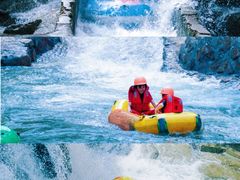 -安吉龙王山峡谷漂流